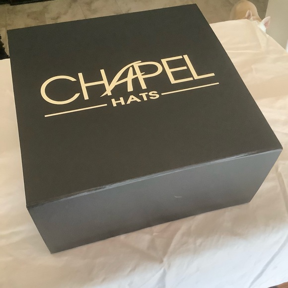 RARE Disney Hat. Black wool with red and white polka dot bow. New. - Picture 2 of 8